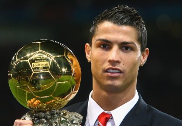 江苏体彩网-狼队随队记者证实，香农康复获准重返训练，赛场回归进入最后冲刺